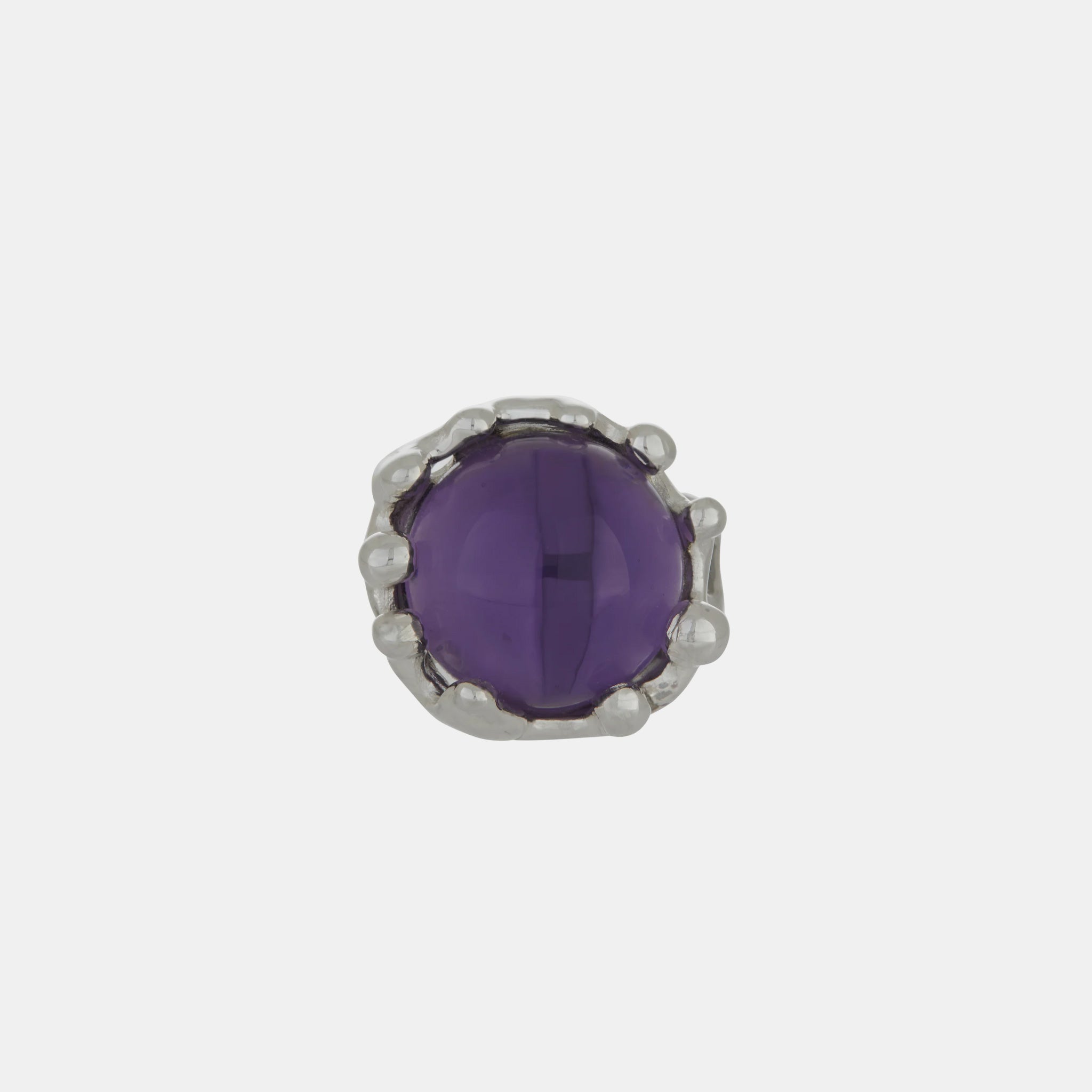 Front detail photo of the Magician Ring - Grape.