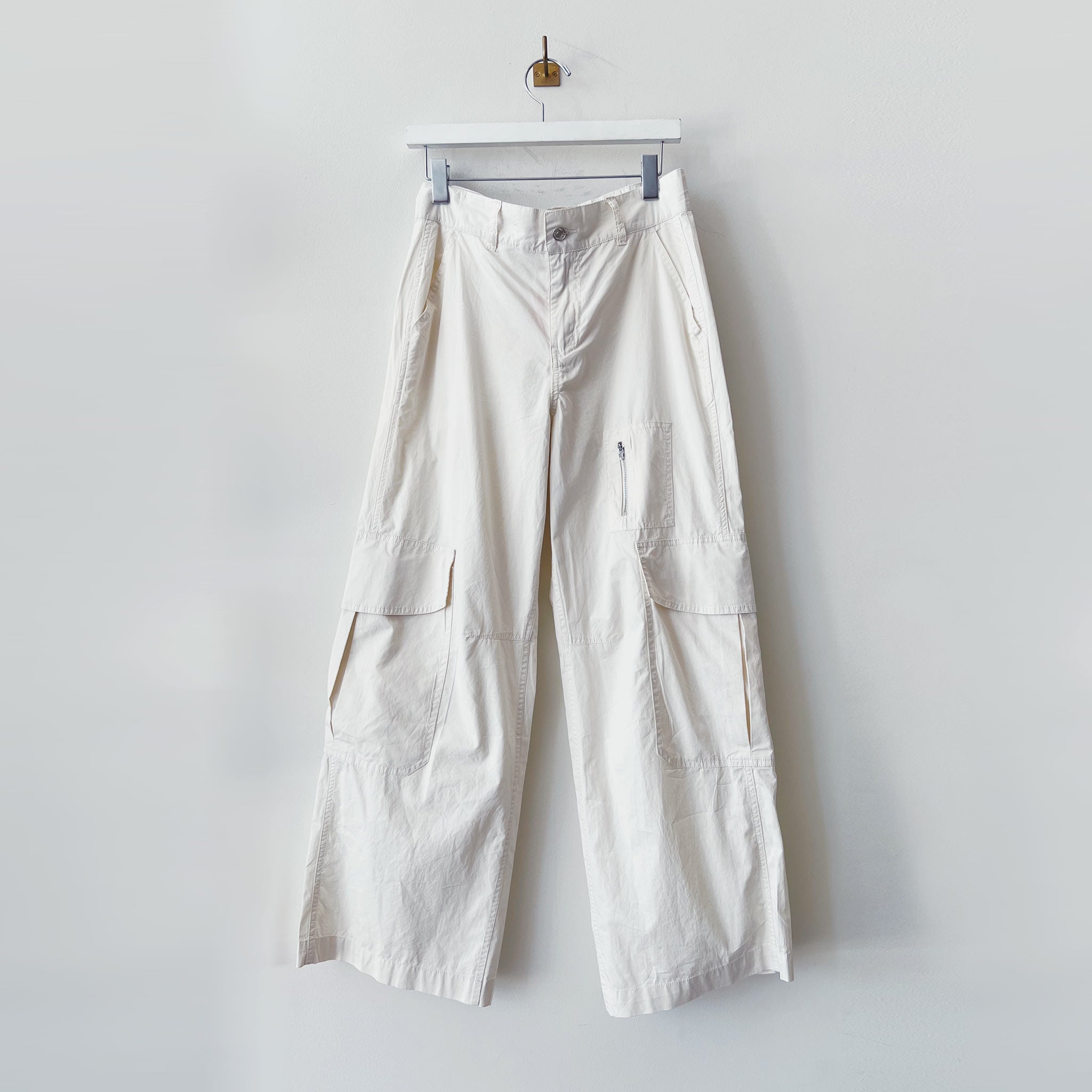 Close detail photo of the Wide Leg Cargo Pant - Cream.