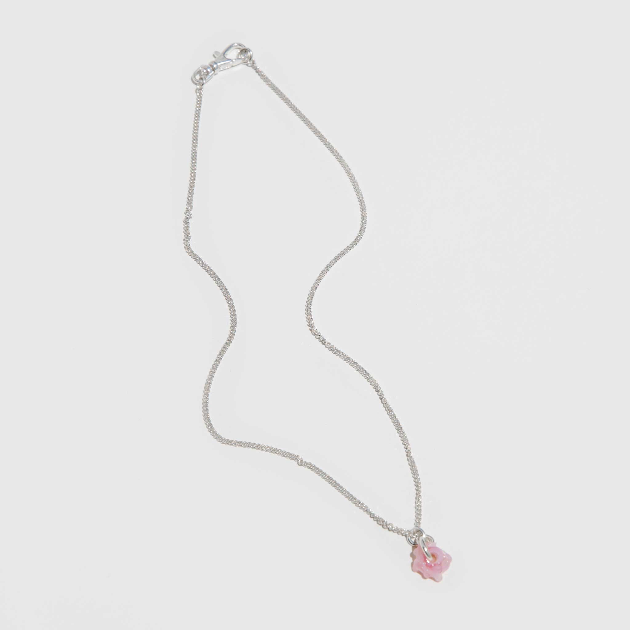 Close detail photo of the Exclusive Blown Glass Bead Chain - Lavender.