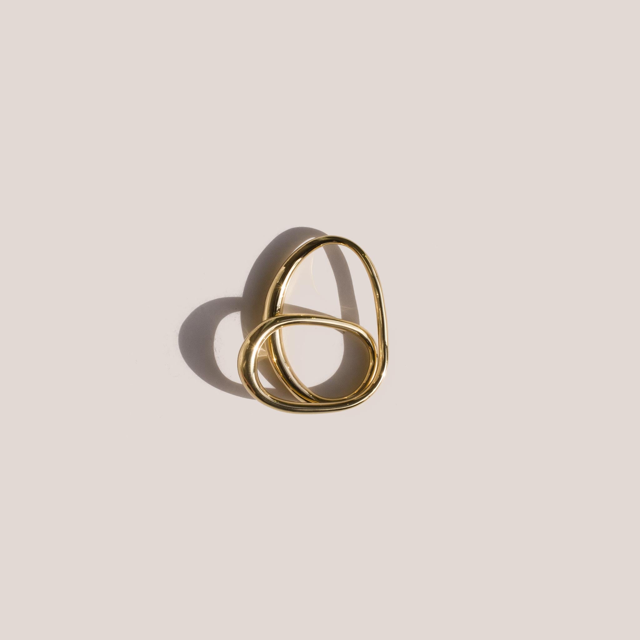 Charlotte Chesnais Heart Ring in yellow gold vermeil, aerial view, available at LCD.