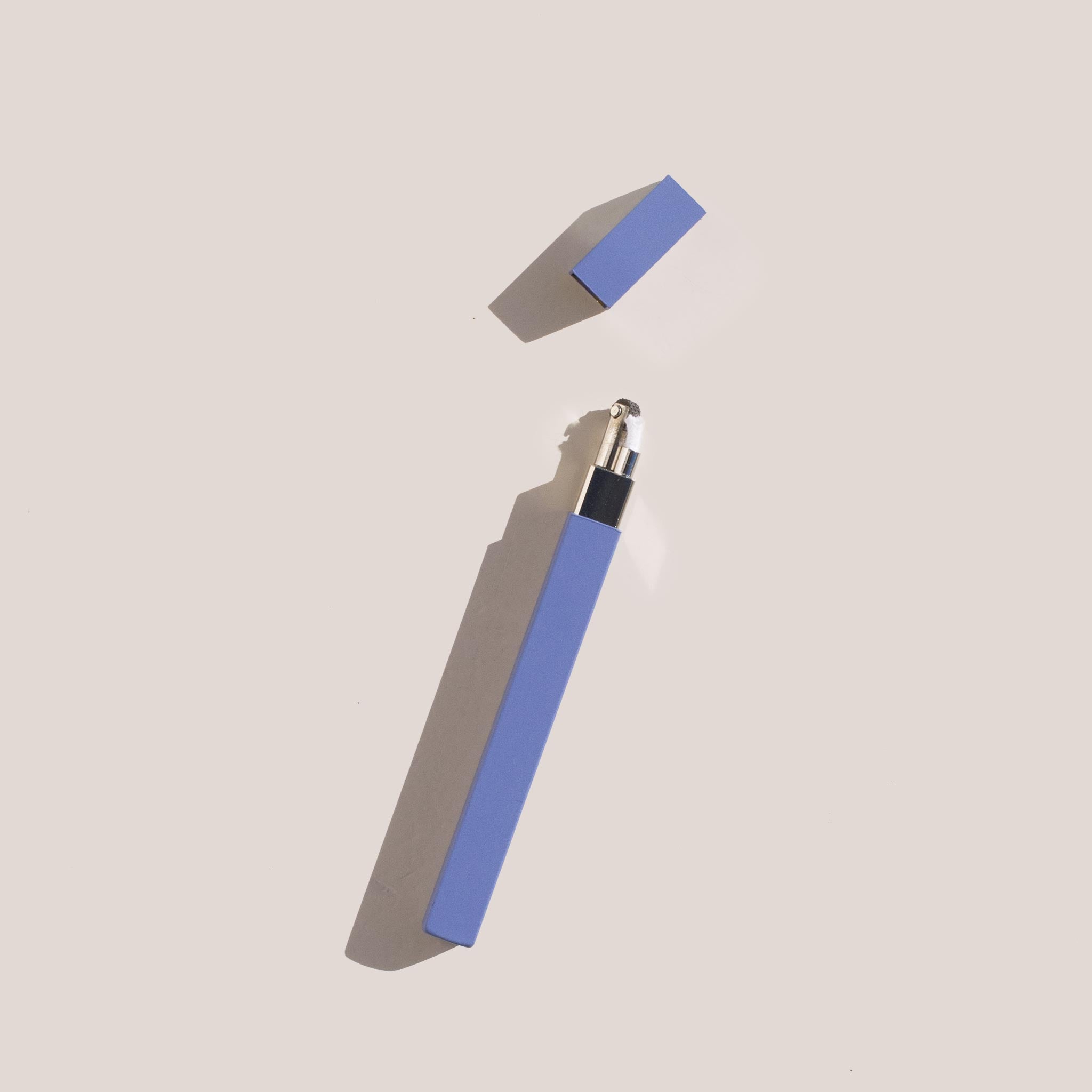 Tsubota Pearl - Mono Queue Stick Lighter in Hazy Blue.