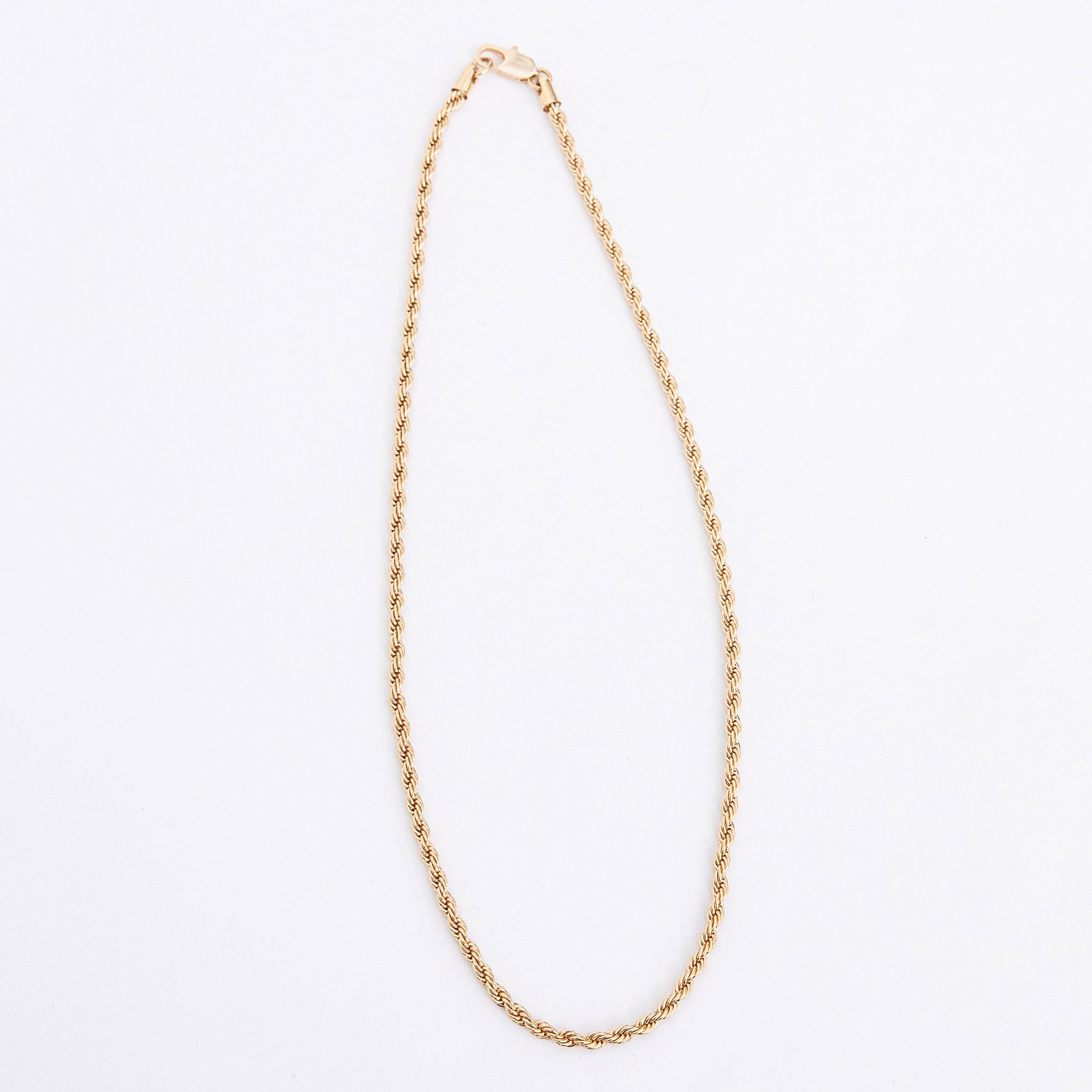 Close flat photo of the Rope Chain Necklace.