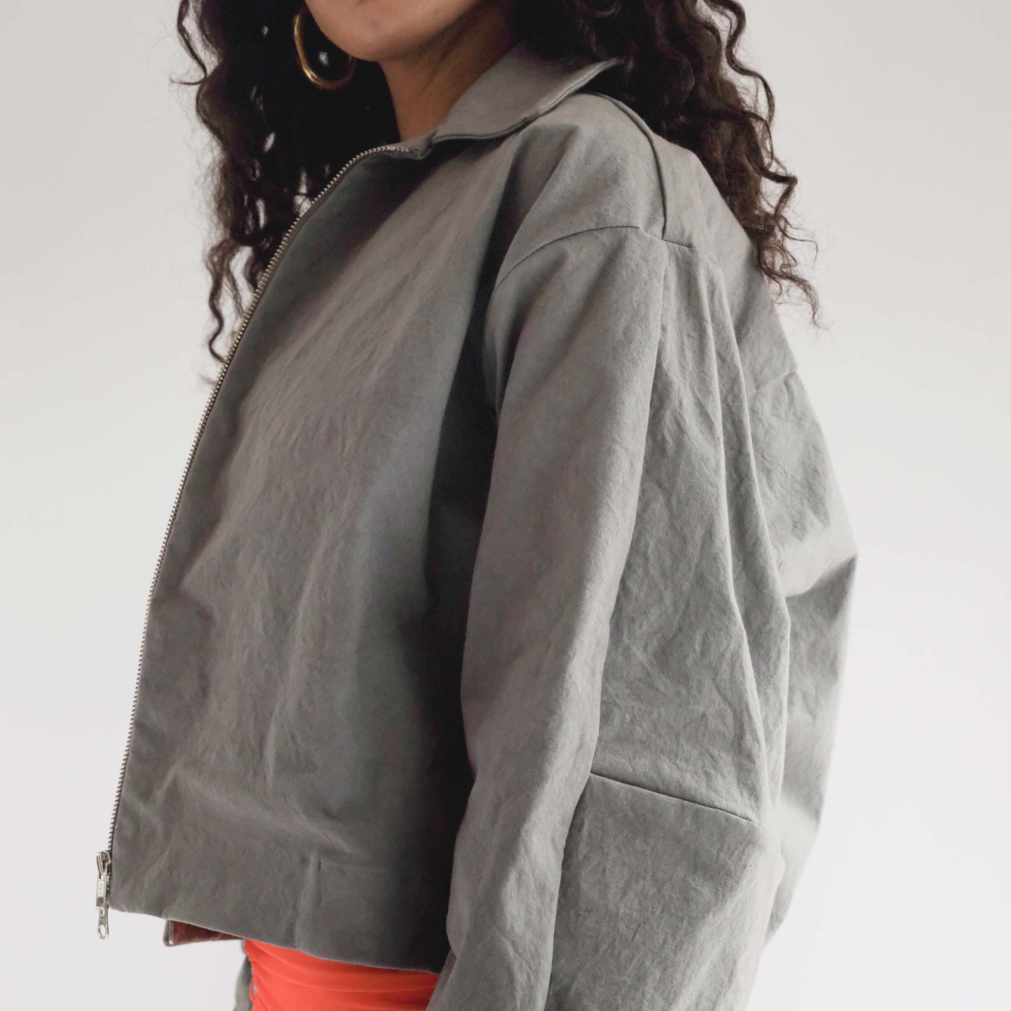 Close detail of the sleeve on the Structure Jacket - Steel.