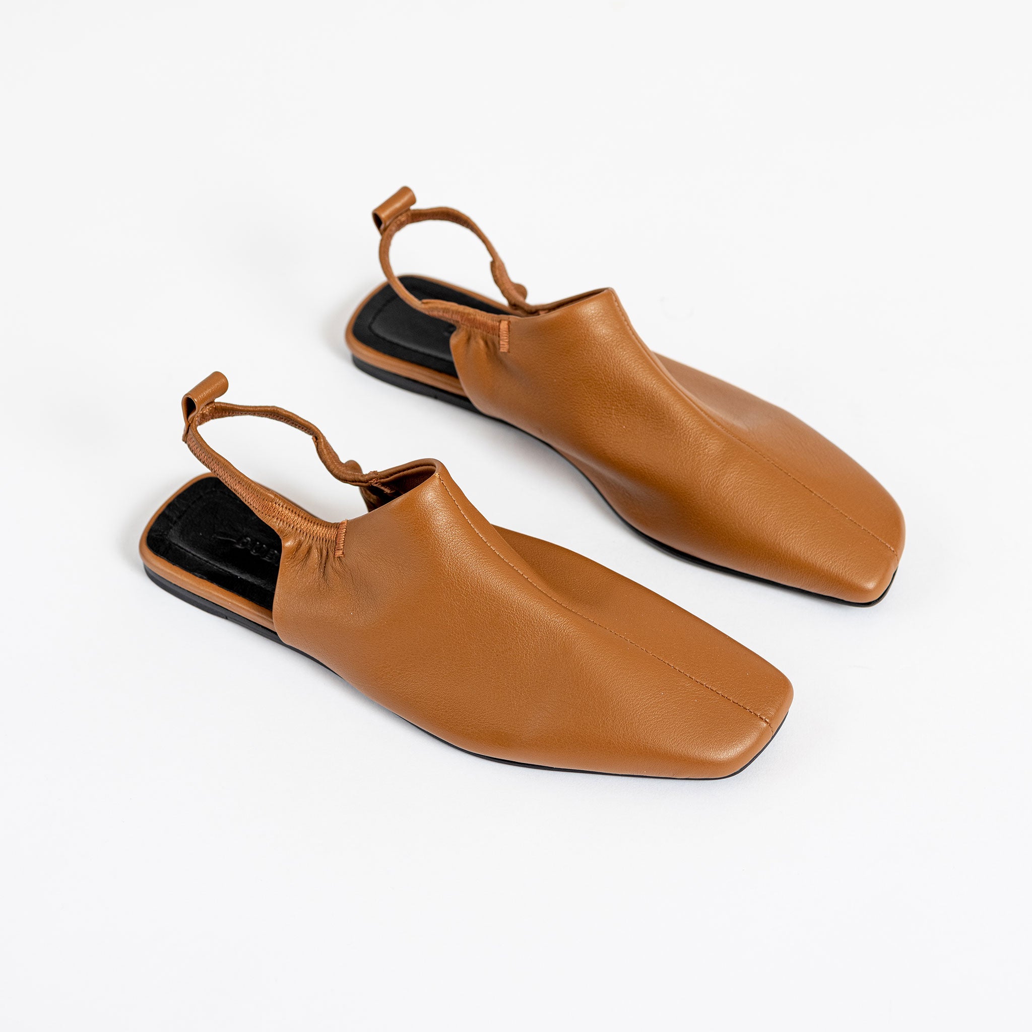 Flat photo of the Tecno Cut Flat - Bronze.