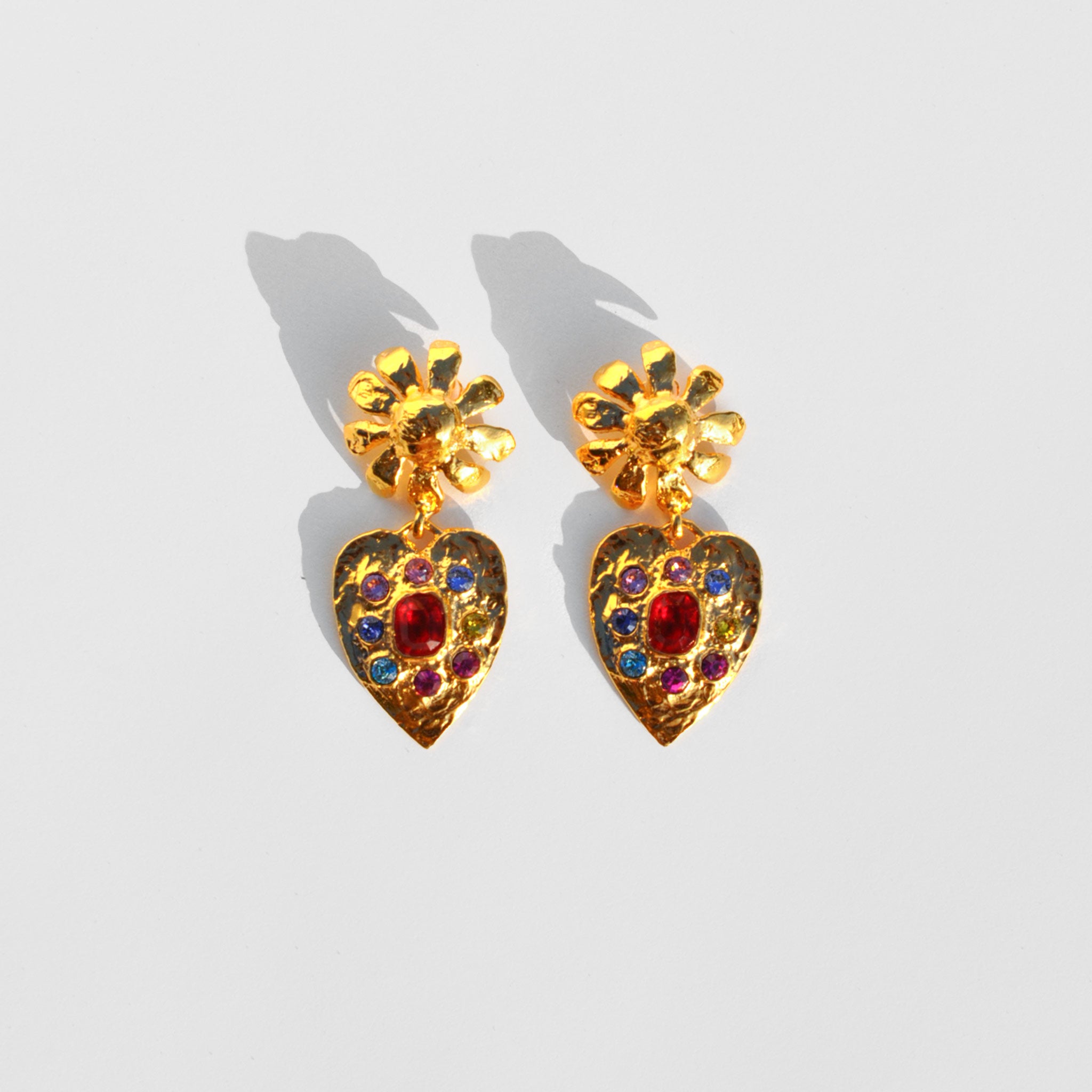 Flat image of the tropicana earrings by Mondo Mondo.