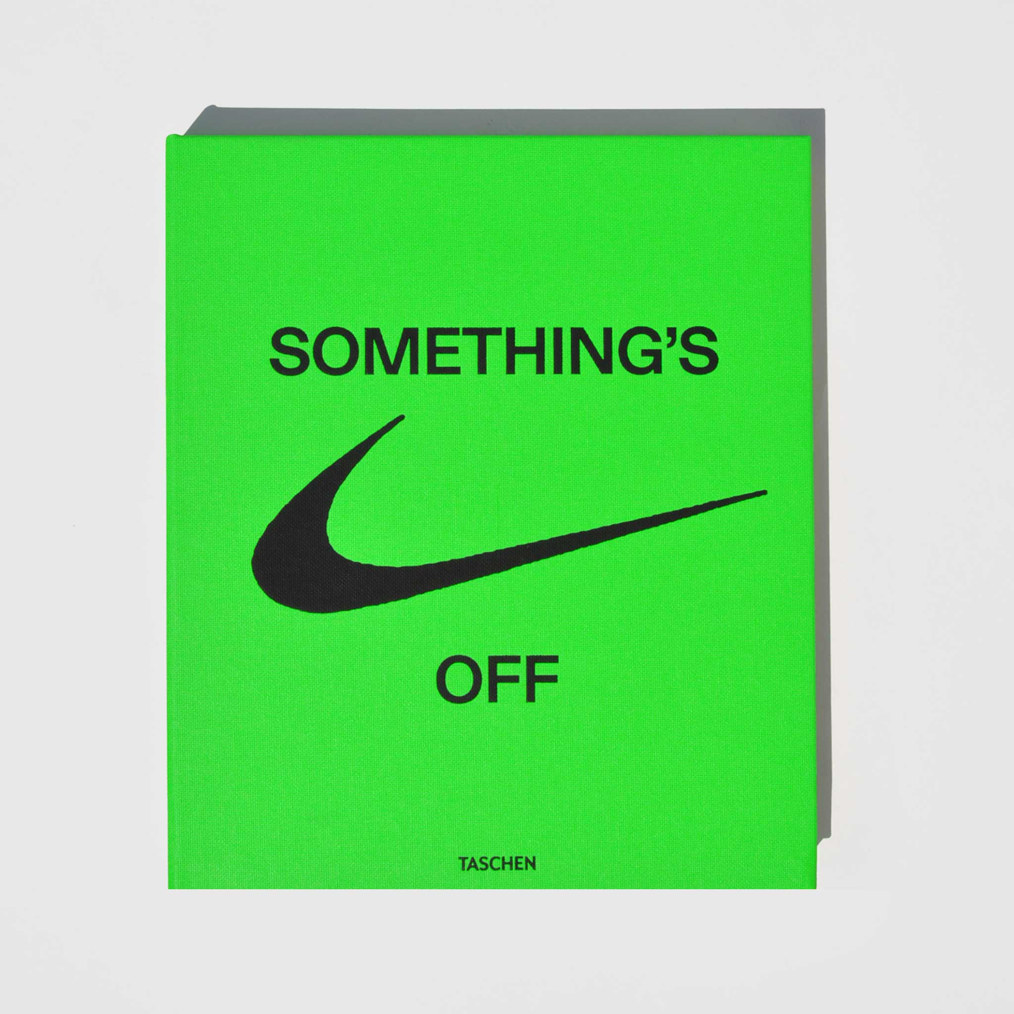Photo of the cover of Virgil Abloh. Nike. Icons.